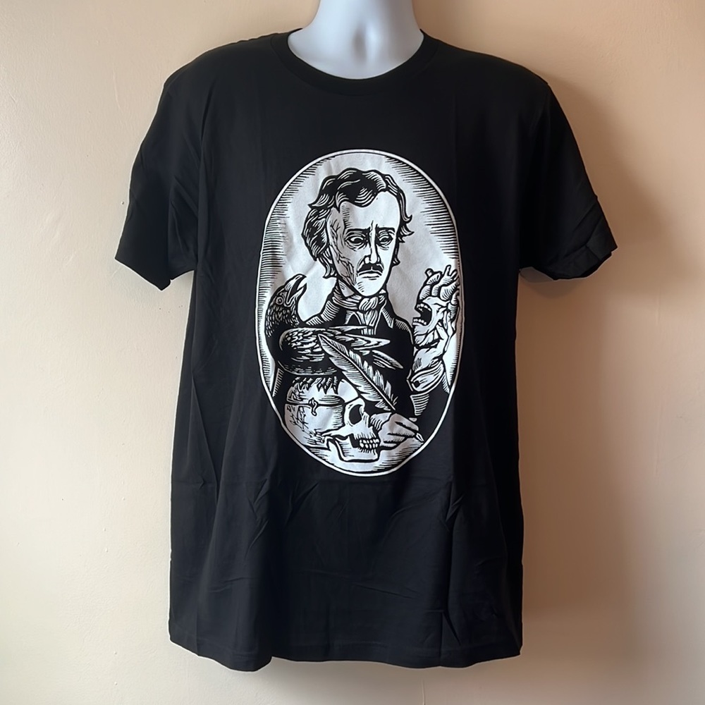 Black Matter Hot Topic Edgar Allen Poe T-Shirt - Picture 2 of 3